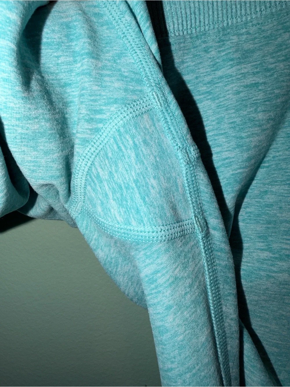 ALO Yoga soft comfortable